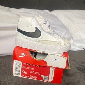 Nike Blazer Mid’77